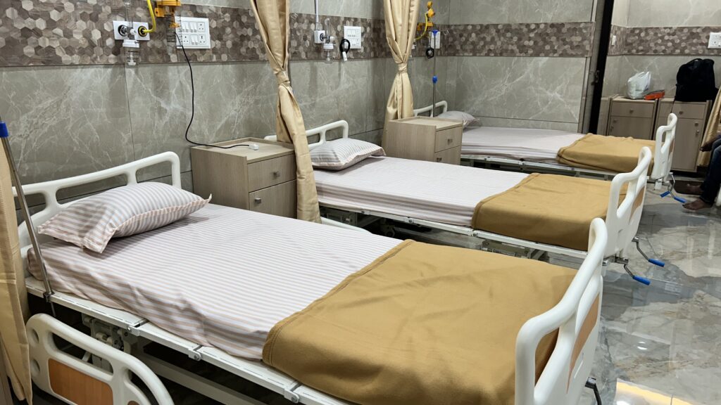 Modern wards and rooms – hospital facilities in Kalyan
