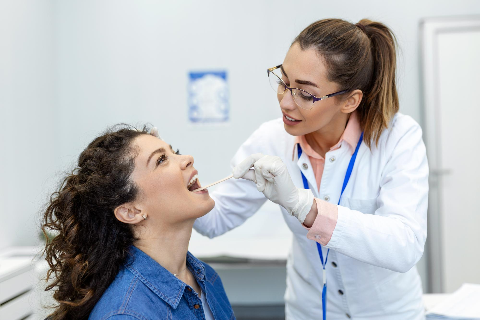 ENT specialist examining patient at Vrindavan Hospital Kalyan – ENT services in Kalyan