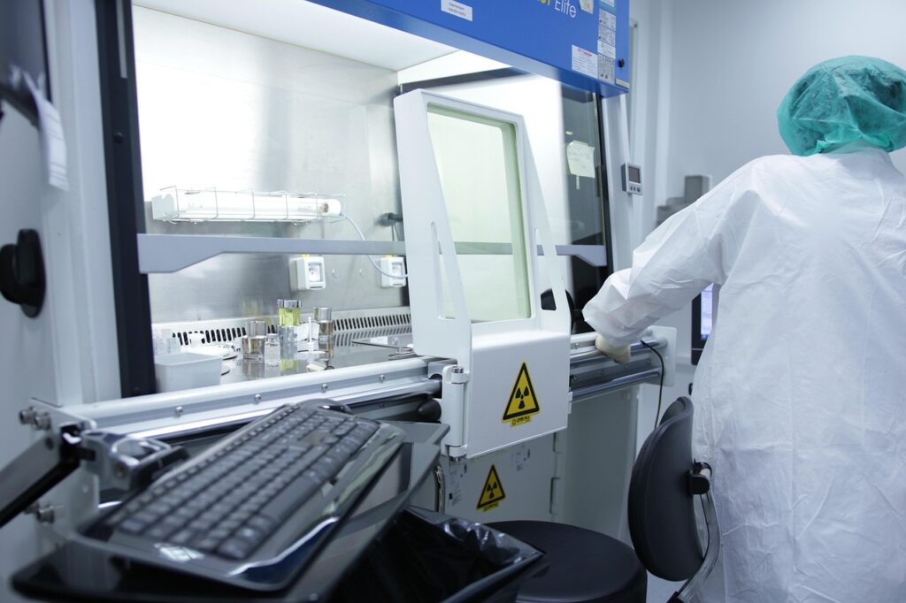 "Advanced medical technology at Vrindavan Hospital Kalyan"