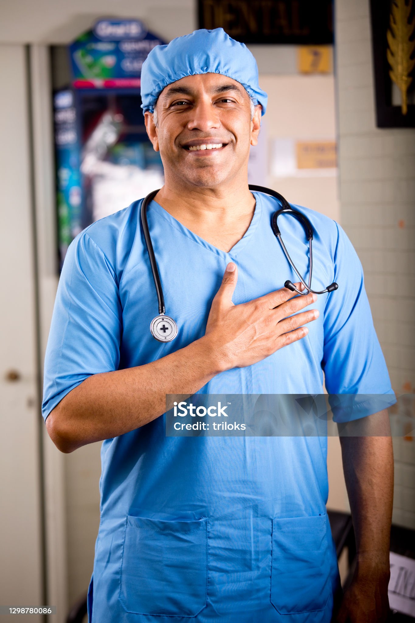 Dr. Devendra Mahajan